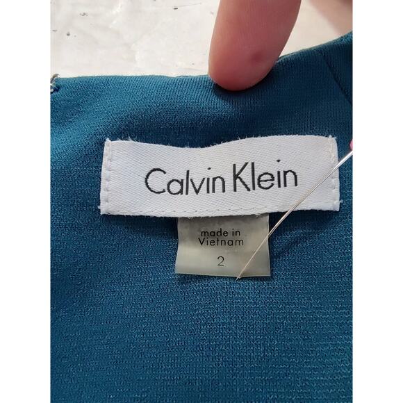 Calvin Klein Woman's Turquoise Sheath Dress Size 2 Ruched Side Back Zipper/ Slit - Picture 7 of 8